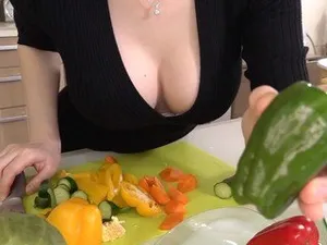 Loạn luân má con ở mùa hè nóng bức vietsub