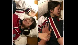 Cô gái trẻ làm tình ở văn phòng XXX XXX